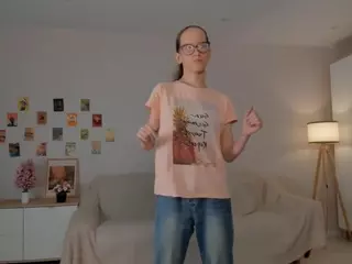 LynetteBails's Live Sex Cam Show