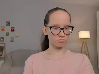 LynetteBails's Live Sex Cam Show