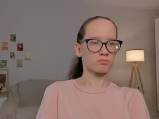 LynetteBails's Live Sex Cam Show