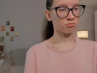 LynetteBails's Live Sex Cam Show