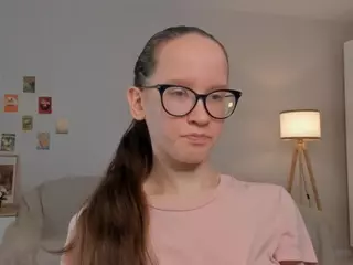 LynetteBails's Live Sex Cam Show