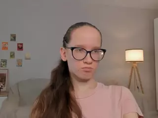 LynetteBails's Live Sex Cam Show