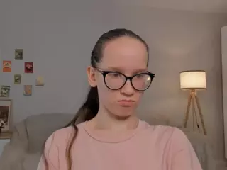 LynetteBails's Live Sex Cam Show