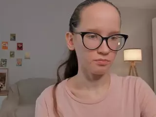 LynetteBails's Live Sex Cam Show