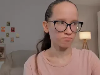 LynetteBails's Live Sex Cam Show