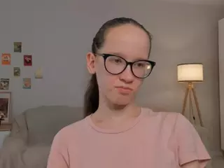 LynetteBails's Live Sex Cam Show