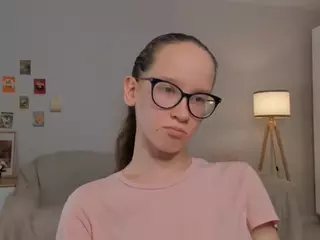LynetteBails's Live Sex Cam Show