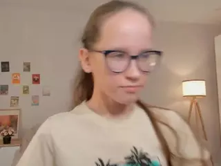 LynetteBails's Live Sex Cam Show