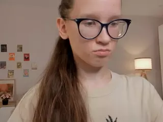 LynetteBails's Live Sex Cam Show