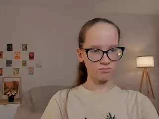 LynetteBails's Live Sex Cam Show