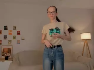 LynetteBails's Live Sex Cam Show