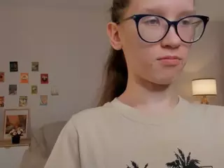 LynetteBails's Live Sex Cam Show