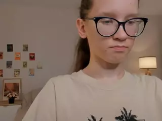 LynetteBails's Live Sex Cam Show