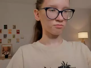 LynetteBails's Live Sex Cam Show