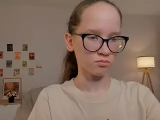 LynetteBails's Live Sex Cam Show