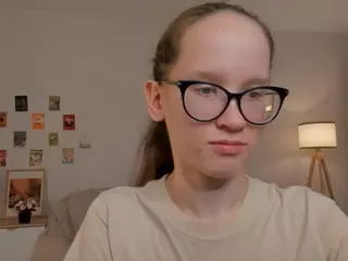 LynetteBails's Live Sex Cam Show