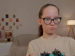 LynetteBails's Live Sex Cam Show