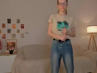 LynetteBails's Live Sex Cam Show