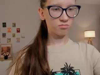LynetteBails's Live Sex Cam Show
