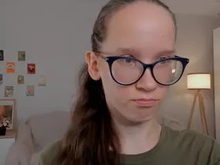 LynetteBails's Live Sex Cam Show