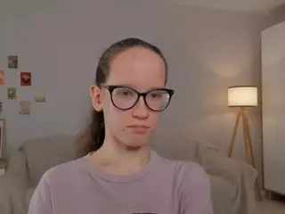 LynetteBails's Live Sex Cam Show