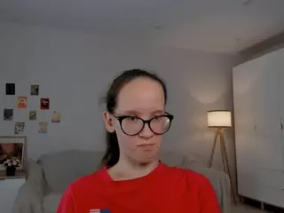 LynetteBails's Live Sex Cam Show