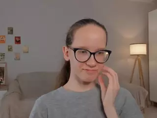LynetteBails's Live Sex Cam Show