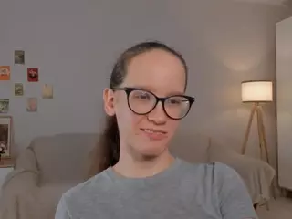 LynetteBails's Live Sex Cam Show