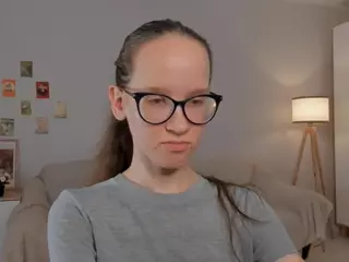LynetteBails's Live Sex Cam Show