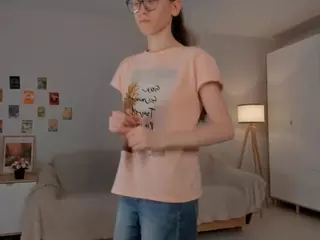 LynetteBails's Live Sex Cam Show