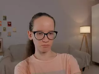 LynetteBails's Live Sex Cam Show