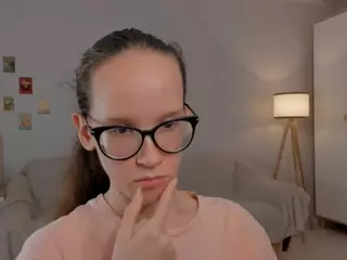 LynetteBails's Live Sex Cam Show