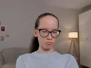 LynetteBails's Live Sex Cam Show