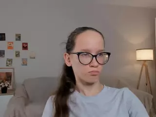 LynetteBails's Live Sex Cam Show