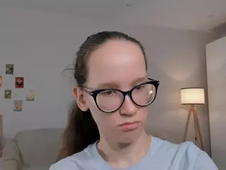 LynetteBails's Live Sex Cam Show