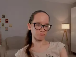 LynetteBails's Live Sex Cam Show