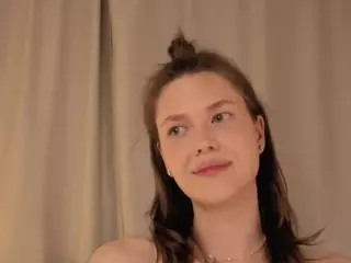 MaydaFisk's Live Sex Cam Show
