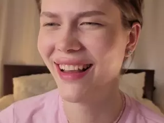 MaydaFisk's Live Sex Cam Show