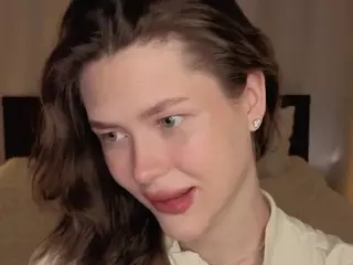 MaydaFisk's Live Sex Cam Show