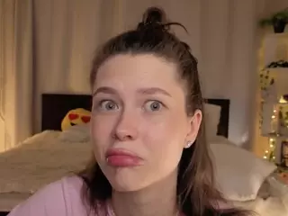 MaydaFisk's Live Sex Cam Show