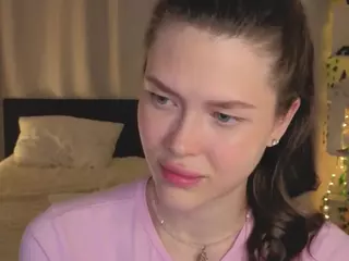 MaydaFisk's Live Sex Cam Show