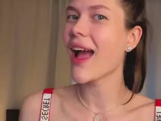 MaydaFisk's Live Sex Cam Show