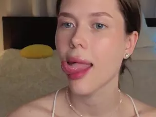 MaydaFisk's Live Sex Cam Show