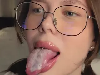 MaydaFisk's Live Sex Cam Show