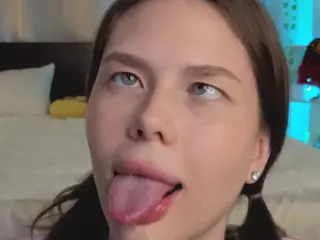 MaydaFisk's Live Sex Cam Show