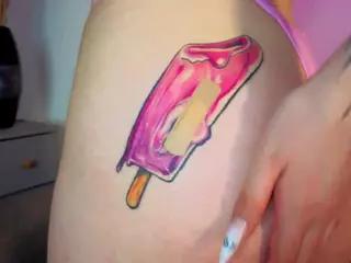 OdeliaElin's Live Sex Cam Show