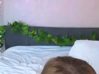 RowenaDudley's Live Sex Cam Show