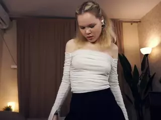 Betty's Live Sex Cam Show