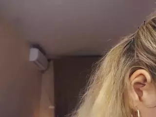 Betty's Live Sex Cam Show