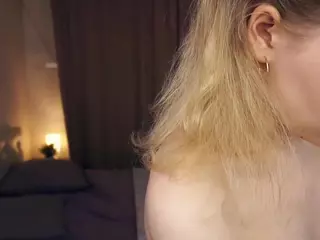 Betty's Live Sex Cam Show